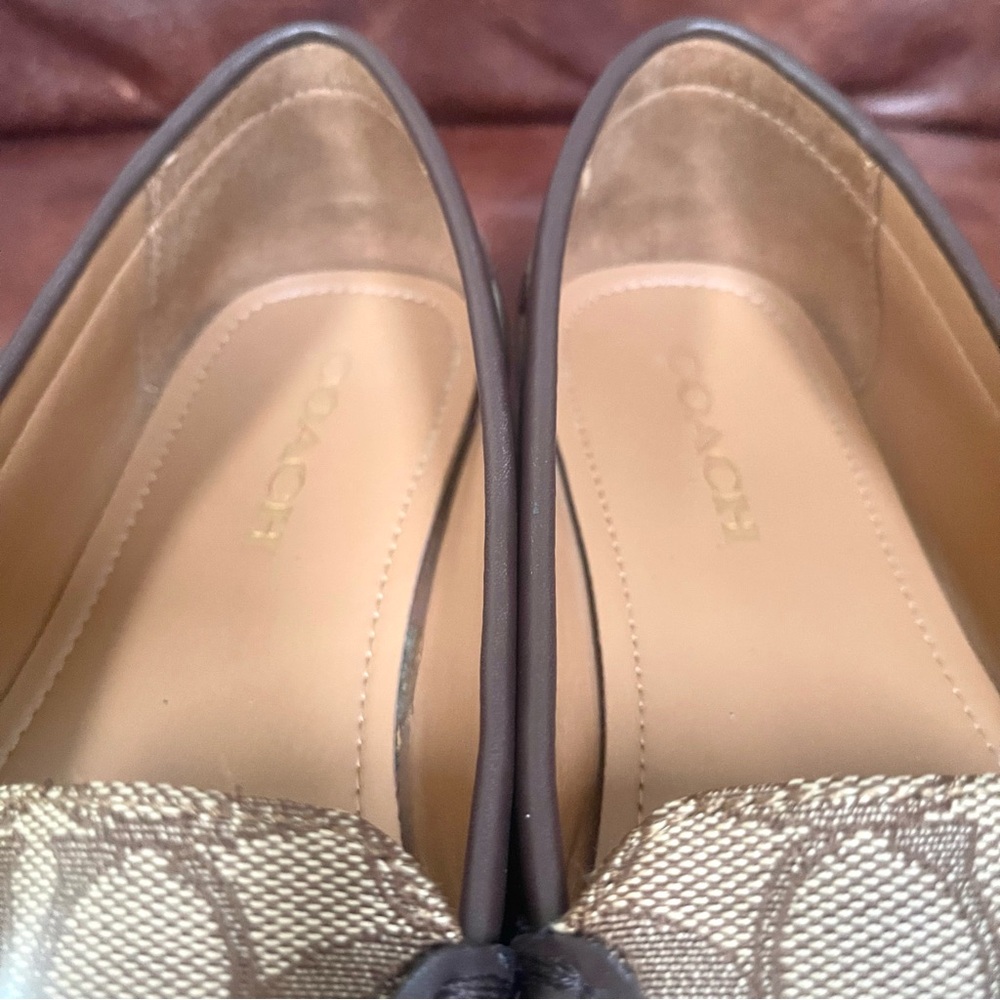Coach Olive Classic Monogram Logo Print Canvas Leather Trimmed Loafers Size 8 - Picture 9 of 16